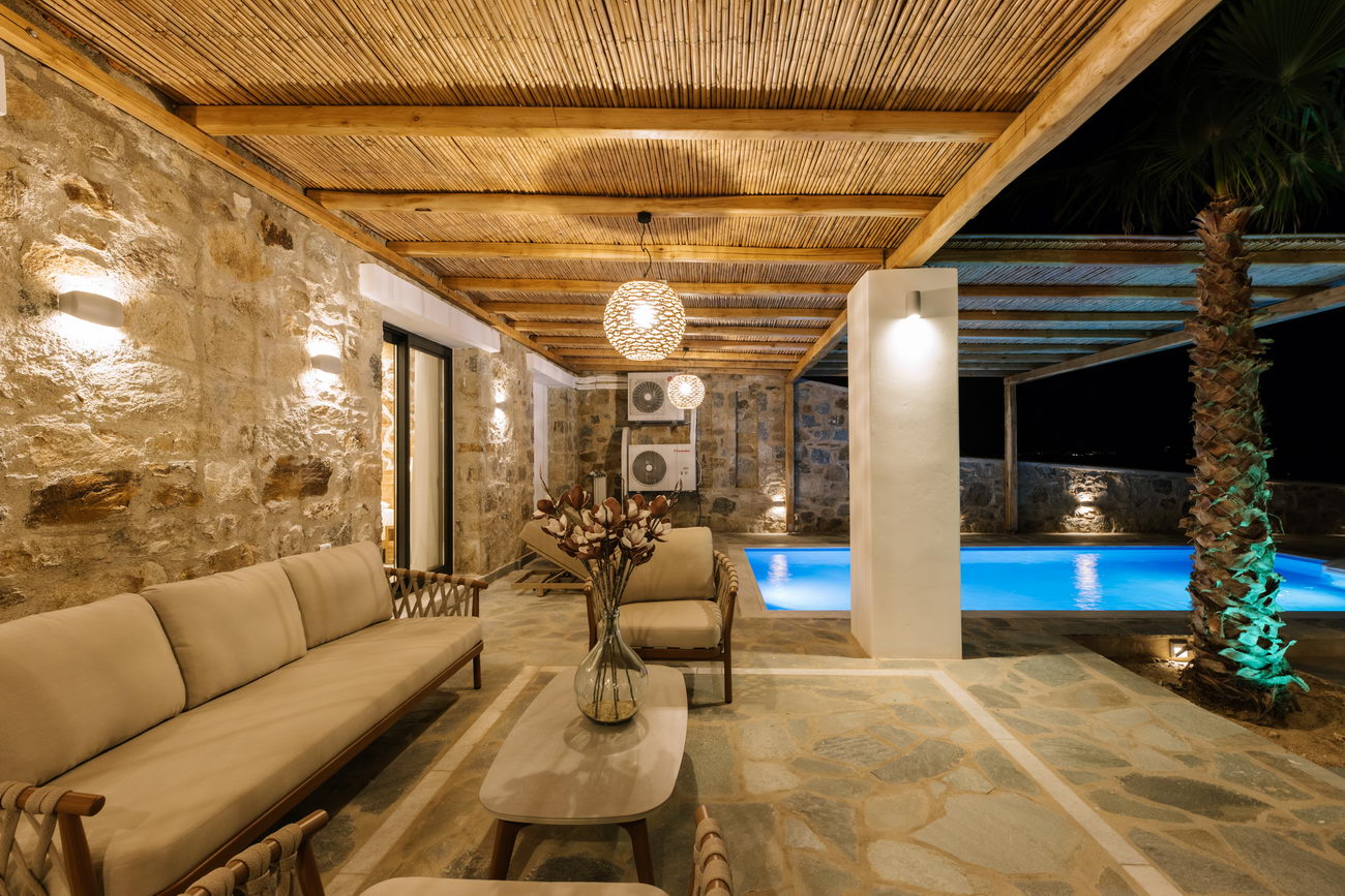 Naxos Royal Villas photo 12